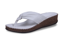 Дамски летни чехли с декоративни шевове