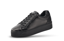 Дамски кецове в черна напа и лак