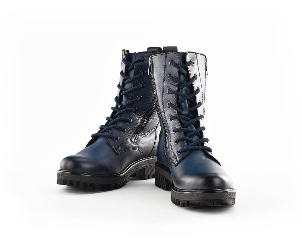 Ladies' jungle boots in blue colour with two zippers Грация Стил