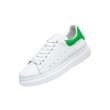 Дамски спортни маратонки в бял и зелен цвят Thumb