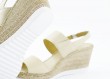 Ladies' sandals in beige Thumb
