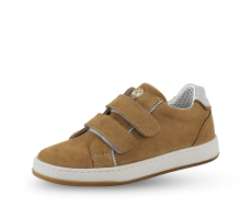 Kids' sports shoes with velcro