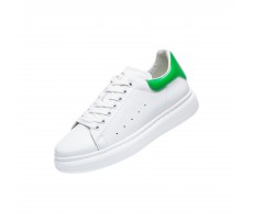 Дамски спортни маратонки в бял и зелен цвят