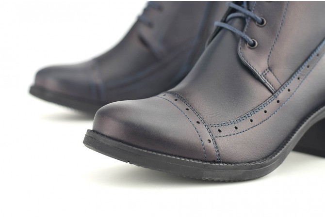 Ladies' boots in dark blue leather