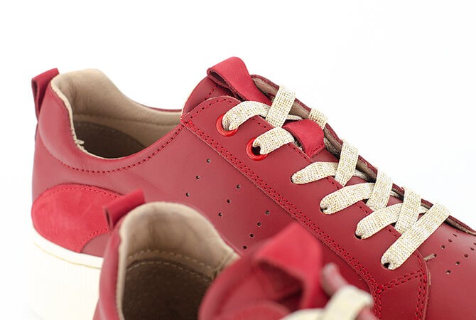 Дамски кецове в червен цвят