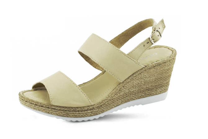 Ladies' sandals in beige