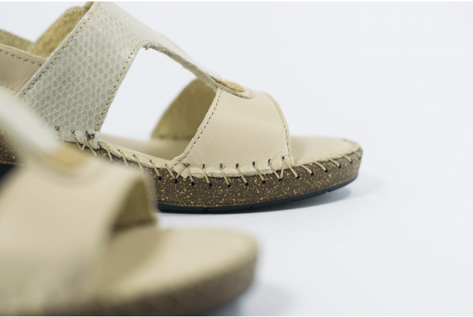 Beige ladies' sandals with a buckle