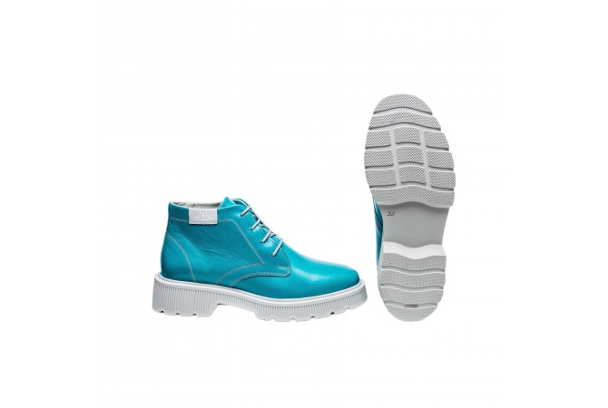 Дамски кларкове в цвят тюркоаз
