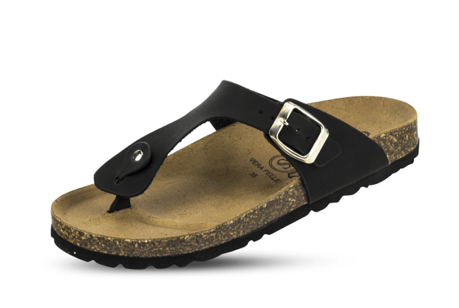 Дамски чехъл в черен цвят