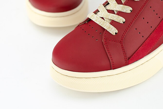 Дамски кецове в червен цвят